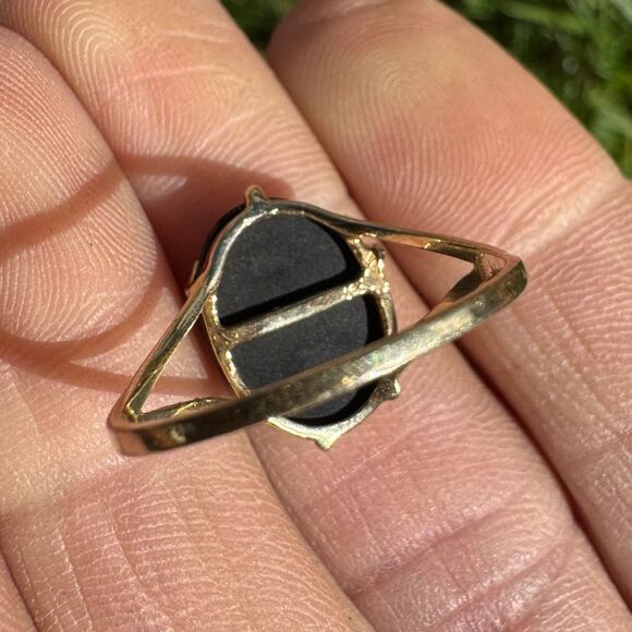 Vintage 10k Gold Angel Ring With Diamond & Black Onyx Stone Size 7.5 Signed SR - Picture 12 of 13